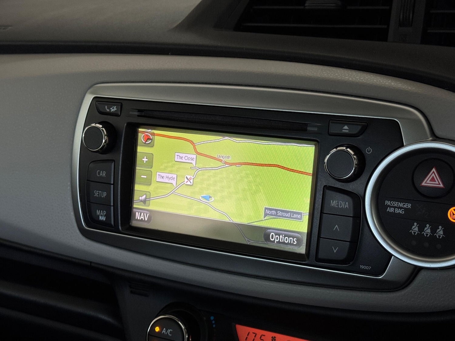 Used Toyota Yaris 2012 for sale - 76561083: Photo 6