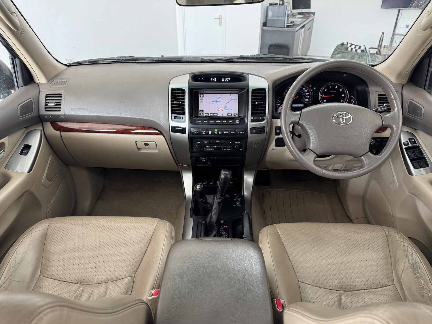 Used Toyota Land Cruiser 2005 for sale - 76398268: Photo 2