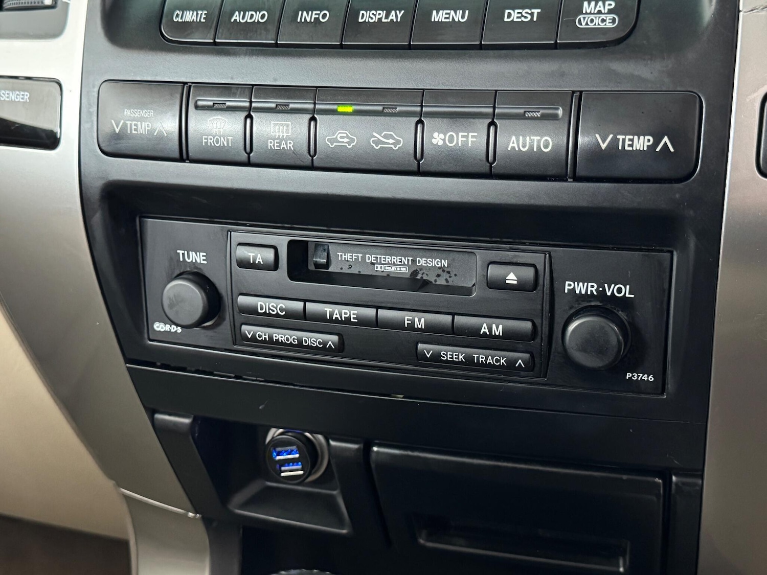 Used Toyota Land Cruiser 2005 for sale - 76398268: Photo 31