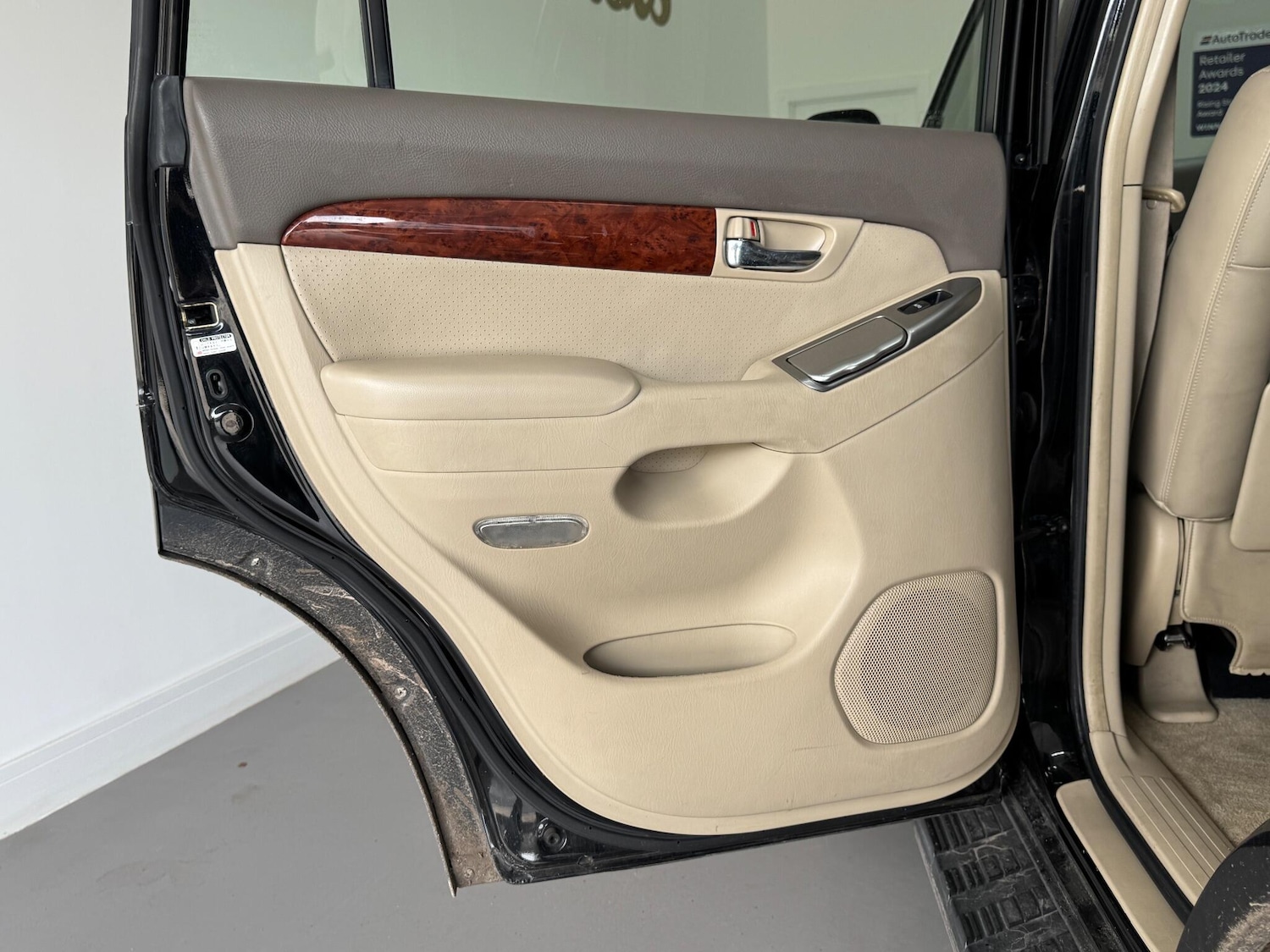 Used Toyota Land Cruiser 2005 for sale - 76398268: Photo 39