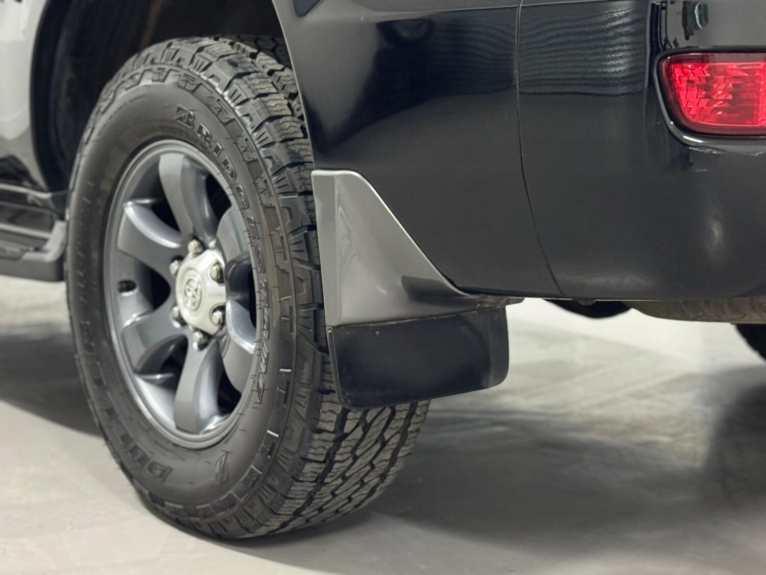 Used Toyota Land Cruiser 2005 for sale - 76398268: Photo 47