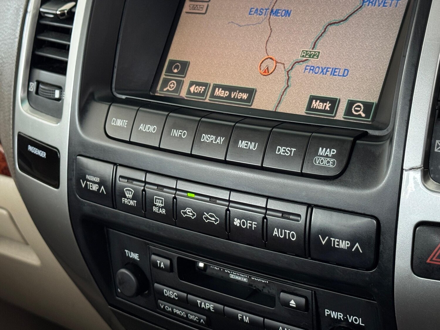 Used Toyota Land Cruiser 2005 for sale - 76398268: Photo 48