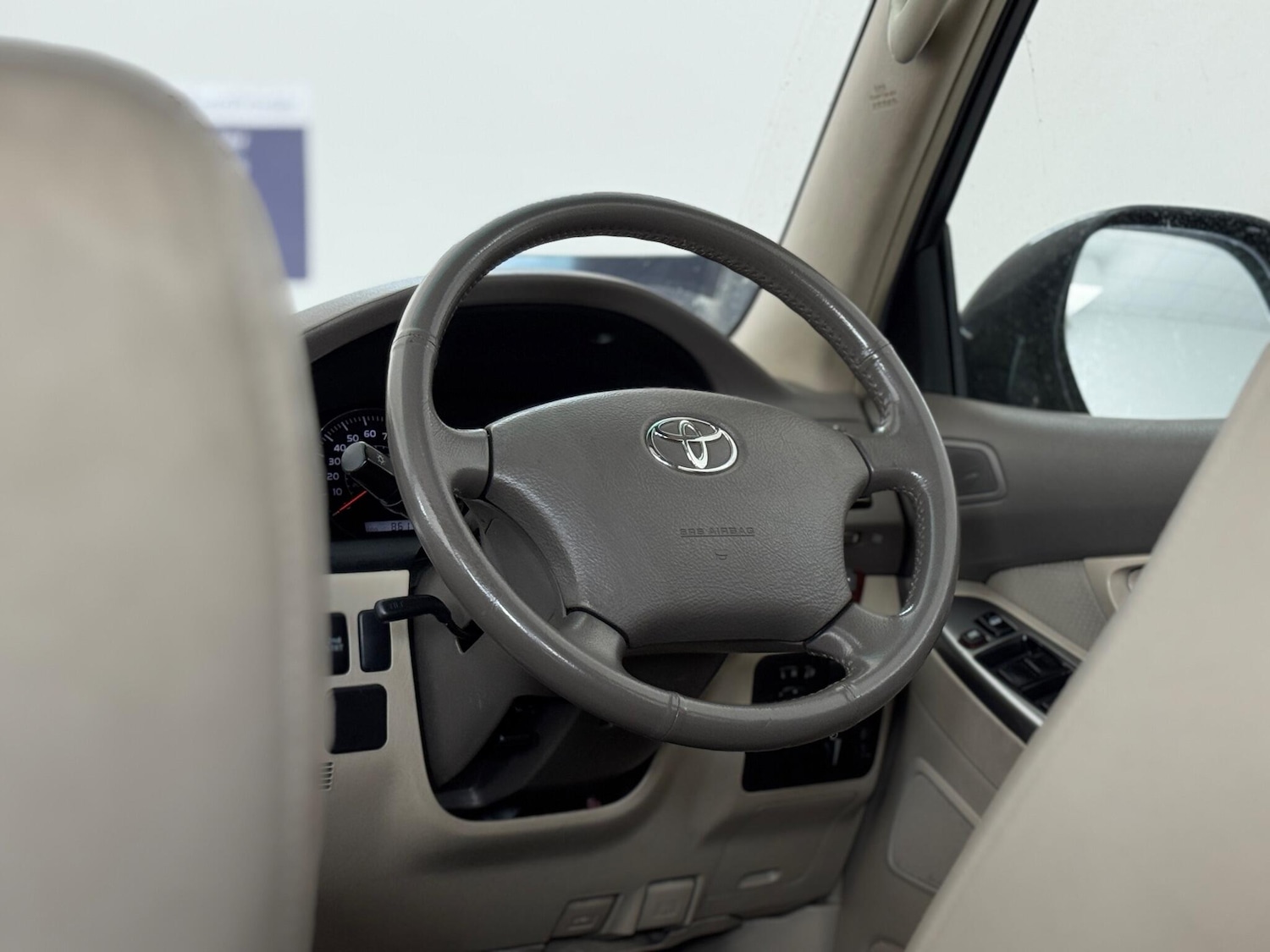 Used Toyota Land Cruiser 2005 for sale - 76398268: Photo 56