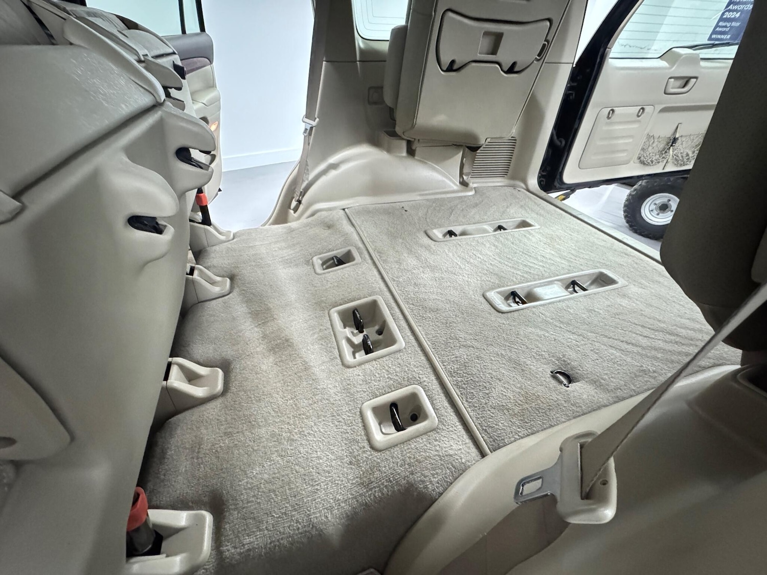 Used Toyota Land Cruiser 2005 for sale - 76398268: Photo 78