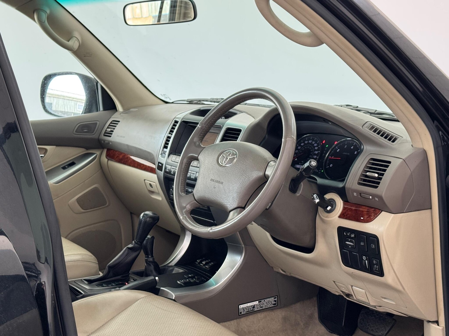 Used Toyota Land Cruiser 2005 for sale - 76398268: Photo 8