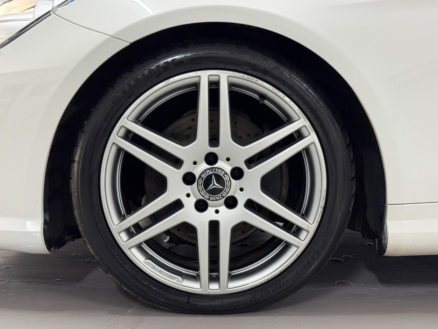 Used Mercedes-Benz E Class 2010 for sale - 76700847: Photo 25