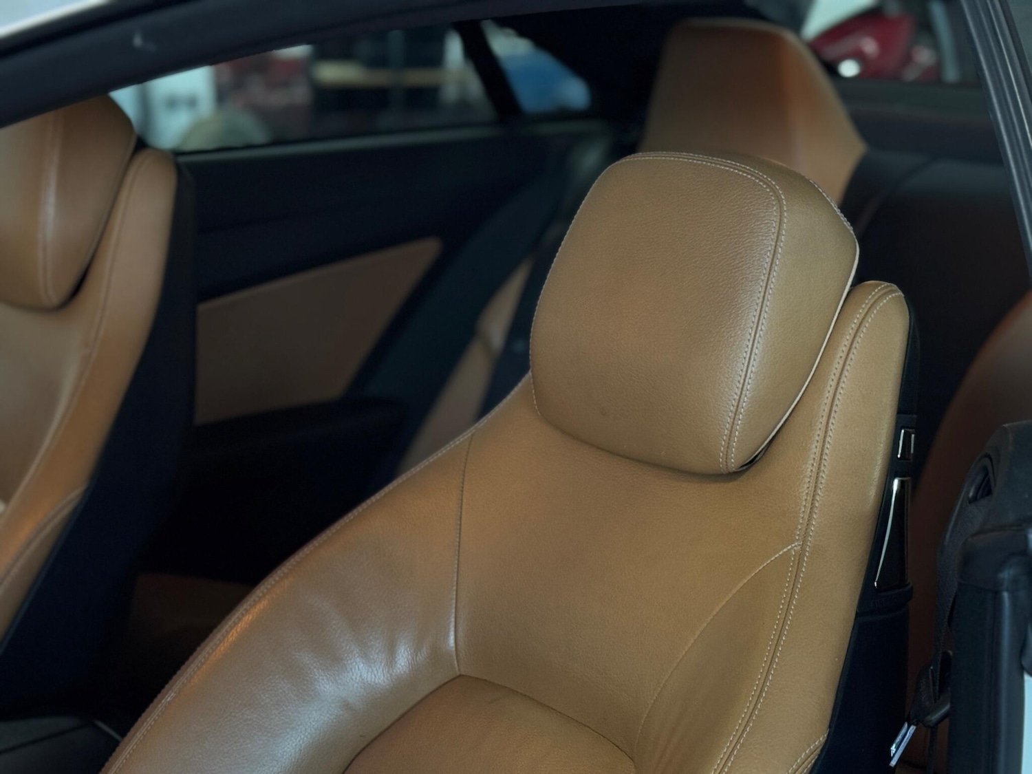 Used Mercedes-Benz E Class 2010 for sale - 76700847: Photo 58