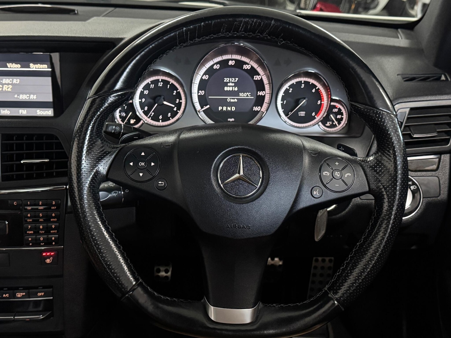 Used Mercedes-Benz E Class 2010 for sale - 76700847: Photo 80