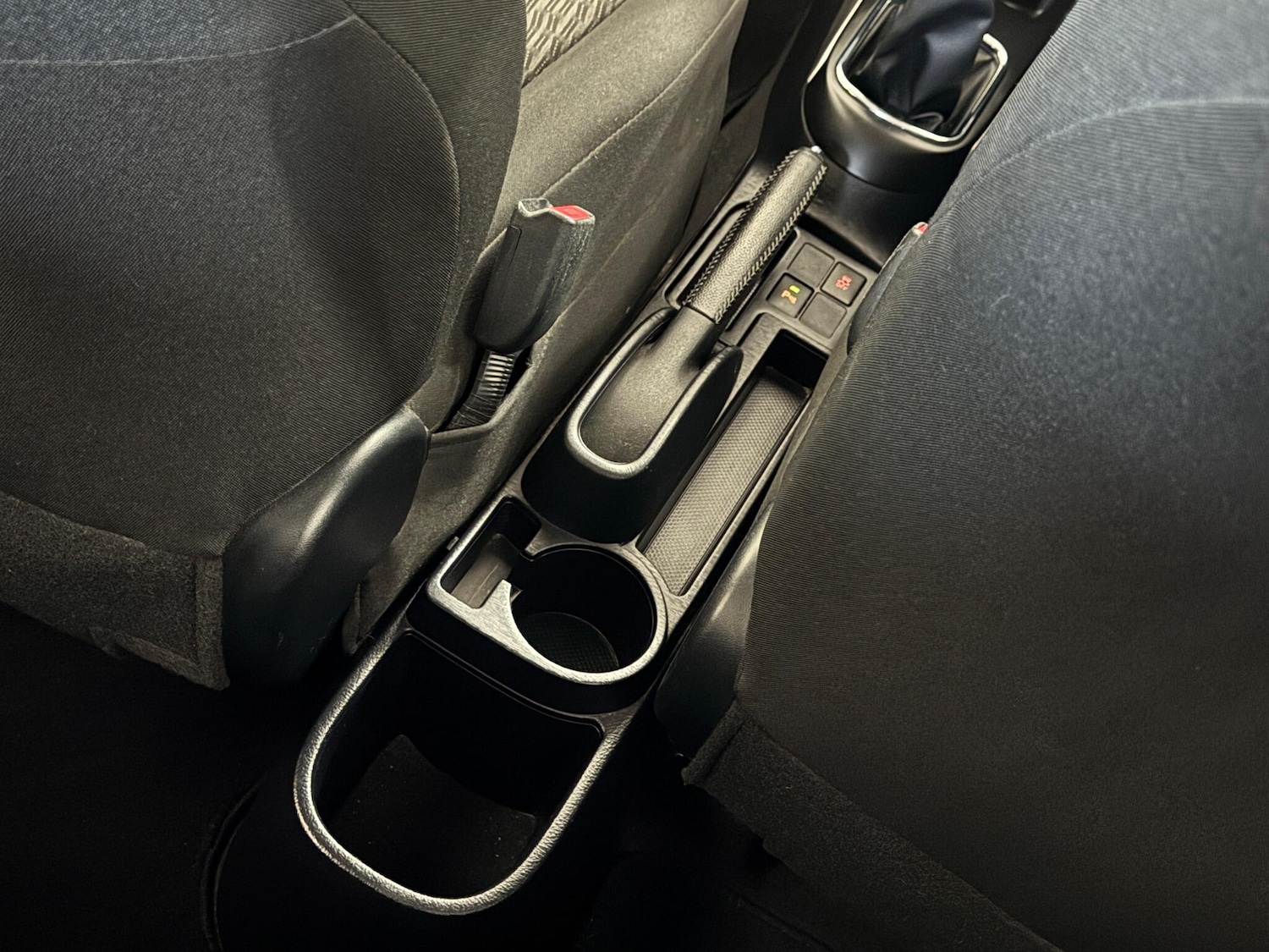 Used Toyota Yaris 2014 for sale - 77073974: Photo 14