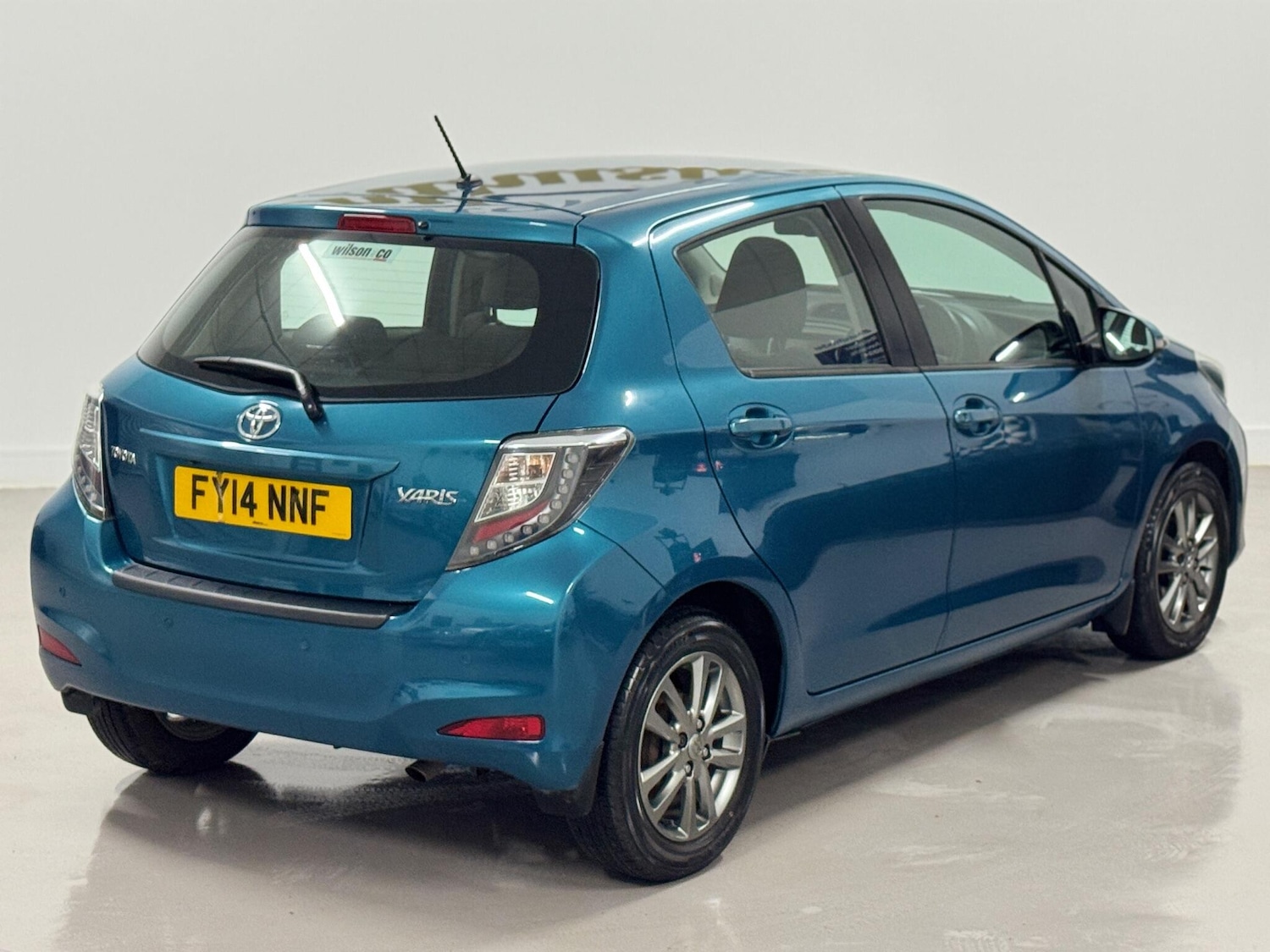 Used Toyota Yaris 2014 for sale - 77073974: Photo 2