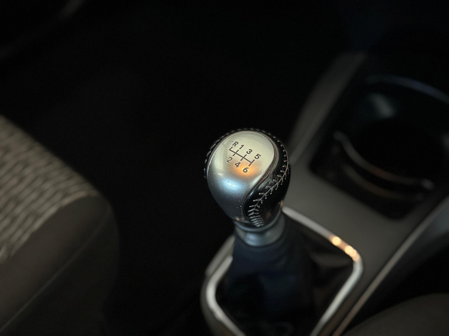 Used Toyota Yaris 2014 for sale - 77073974: Photo 47