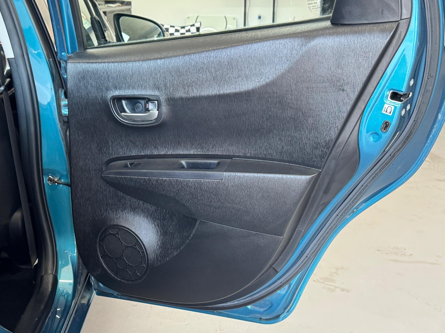 Used Toyota Yaris 2014 for sale - 77073974: Photo 52