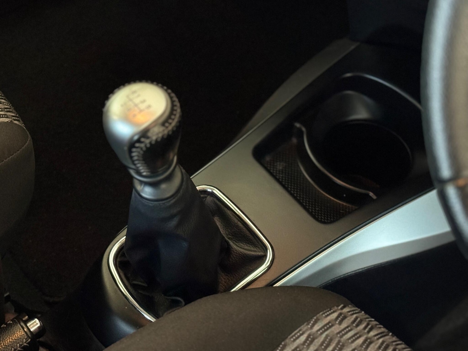 Used Toyota Yaris 2014 for sale - 77073974: Photo 66