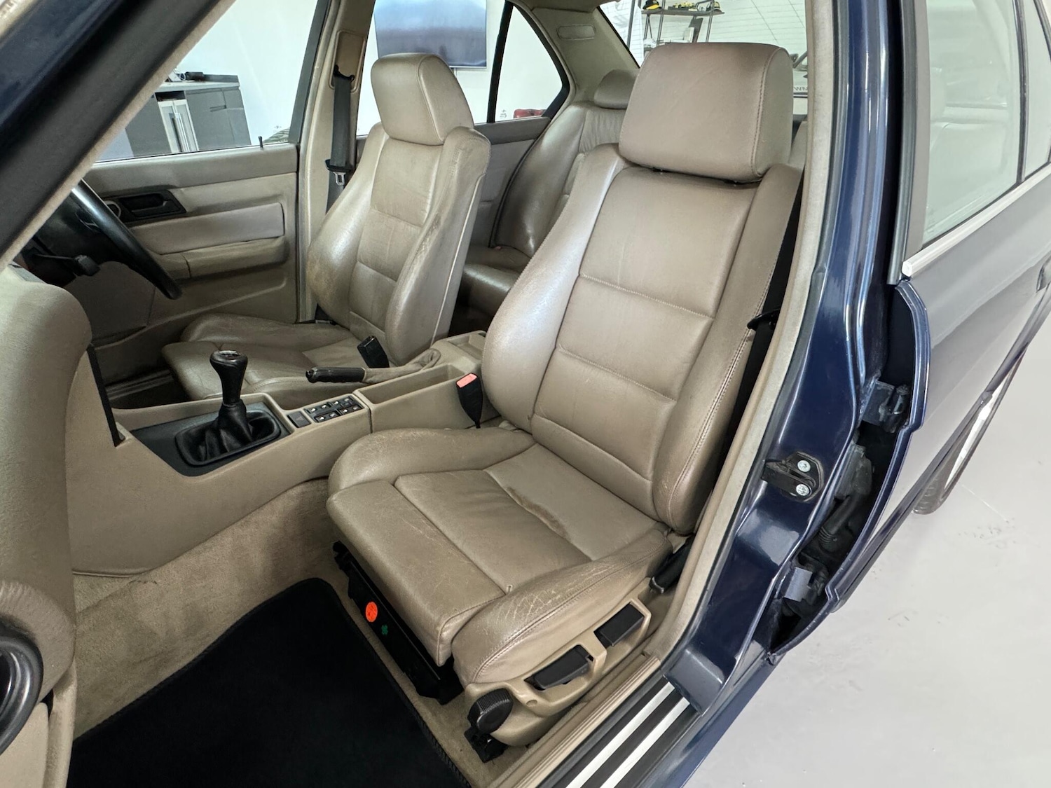 Used BMW 5 Series for sale - 76512309: Photo 42