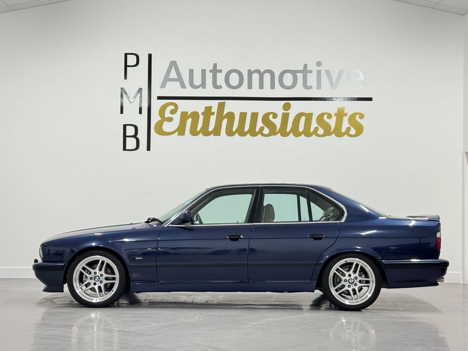 Used BMW 5 Series for sale - 76512309: Photo 5