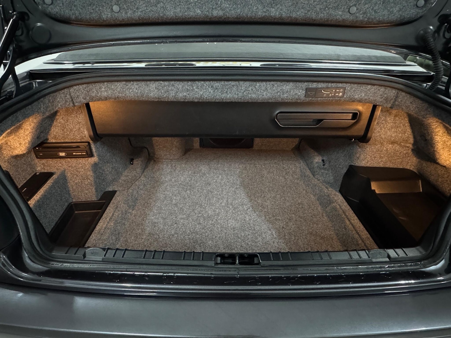 Used BMW 3 Series 2005 for sale - 77016419: Photo 94