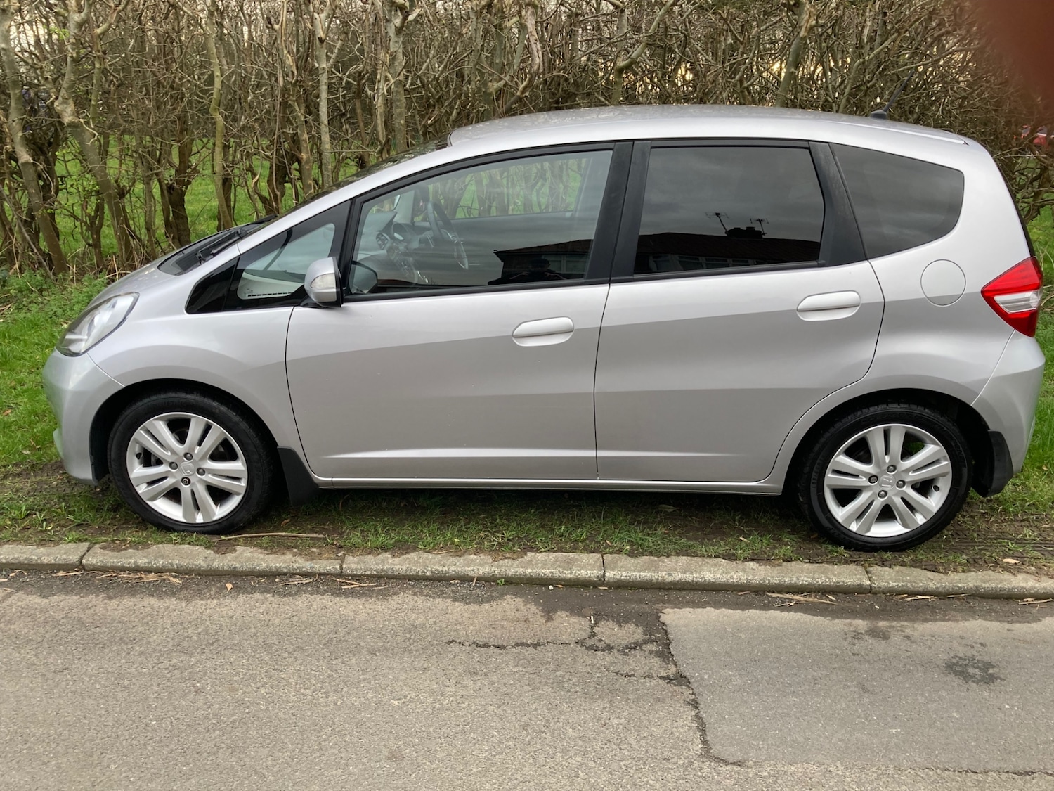 Used Honda Jazz 2014 for sale - 77691235: Photo 2