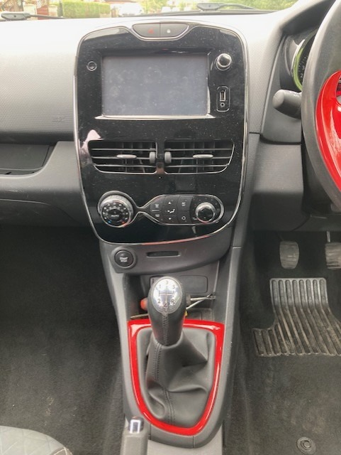 Used Renault Clio 2014 for sale - 76363342: Photo 7