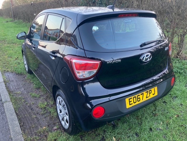 Used Hyundai i10 2017 for sale - 76835065: Photo 7