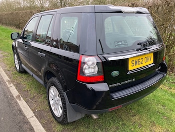 Used Land Rover Freelander 2012 for sale - 77420639: Photo