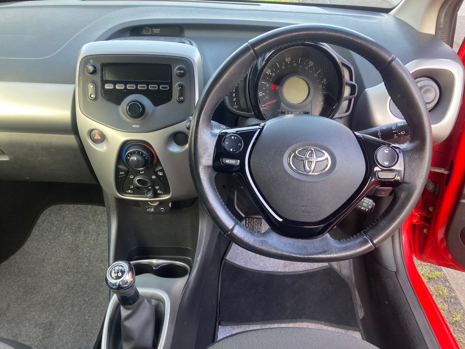 Used Toyota AYGO 2016 for sale - 77350397: Photo 11