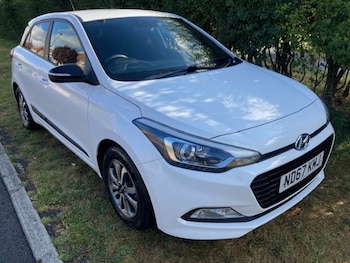 Used Hyundai i20 2018 for sale - 76362880: Photo