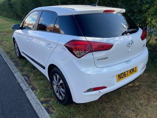 Used Hyundai i20 2018 for sale - 76362880: Photo 7