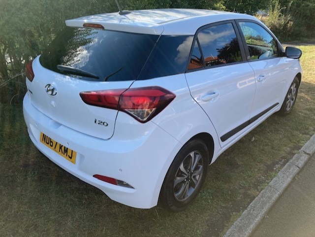 Used Hyundai i20 2018 for sale - 76362880: Photo 8