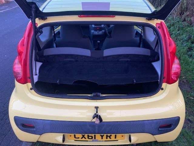 Used Peugeot 107 2011 for sale - 76969073: Photo 6