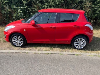 Used Suzuki Swift 2015 for sale - 79524934: Photo