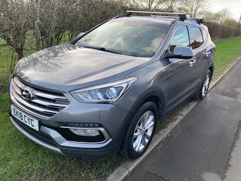 Hyundai Santa Fe feature image