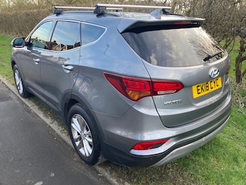 Used Hyundai Santa Fe 2018 for sale - 77618837: Photo