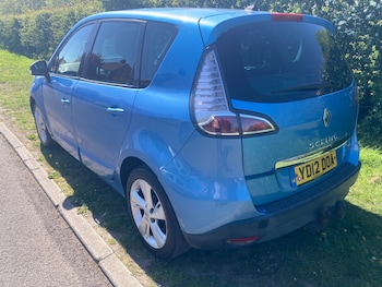 Used Renault Scenic 2012 for sale - 78568684: Photo