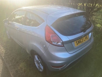 Used Ford Fiesta 2013 for sale - 76791324: Photo