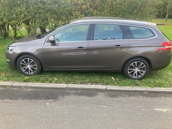 Used Peugeot 308 2015 for sale - 76366657: Photo