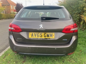 Used Peugeot 308 2015 for sale - 76366657: Photo