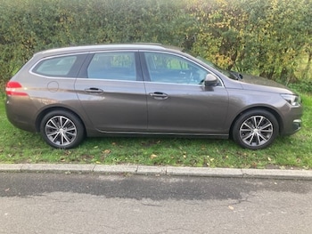 Used Peugeot 308 2015 for sale - 76366657: Photo