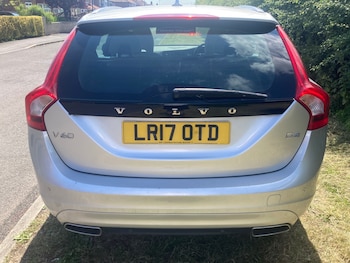 Used Volvo V60 2017 for sale - 78995300: Photo
