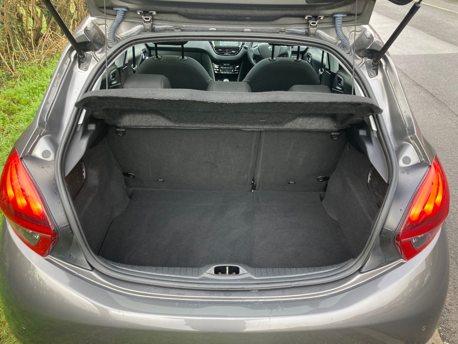 Used Peugeot 208 2019 for sale - 77336685: Photo 10