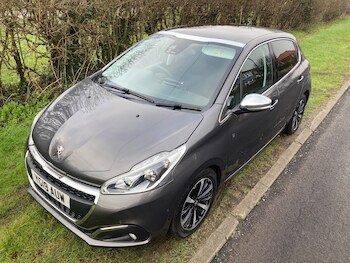 Used Peugeot 208 2019 for sale - 77336685: Photo