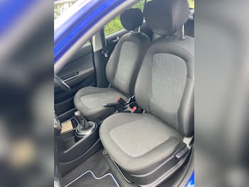 Used Hyundai i20 2011 for sale - 79868523: Photo