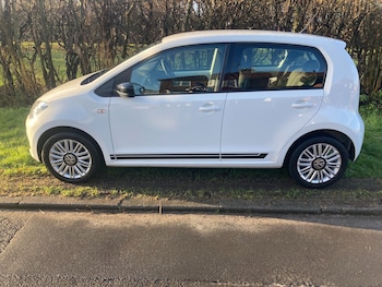 Used Volkswagen up! 2016 for sale - 77207557: Photo