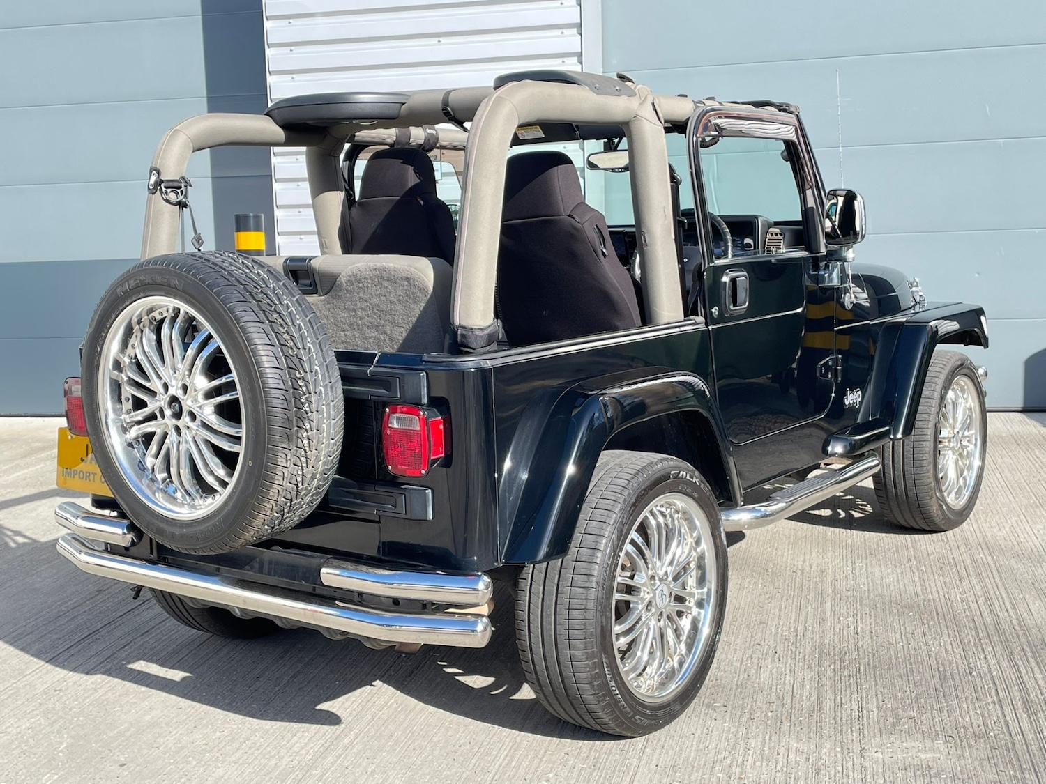 Used Jeep Wrangler 2004 for sale - 77996941: Photo 6