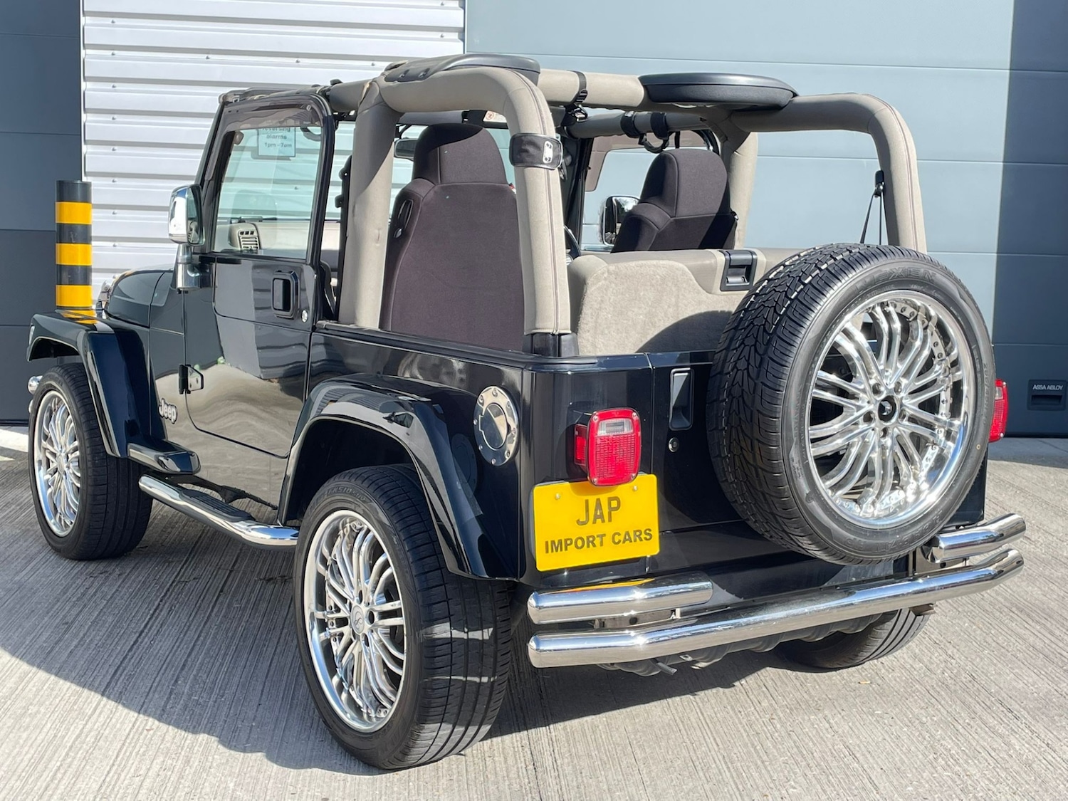 Used Jeep Wrangler 2004 for sale - 77996941: Photo 9