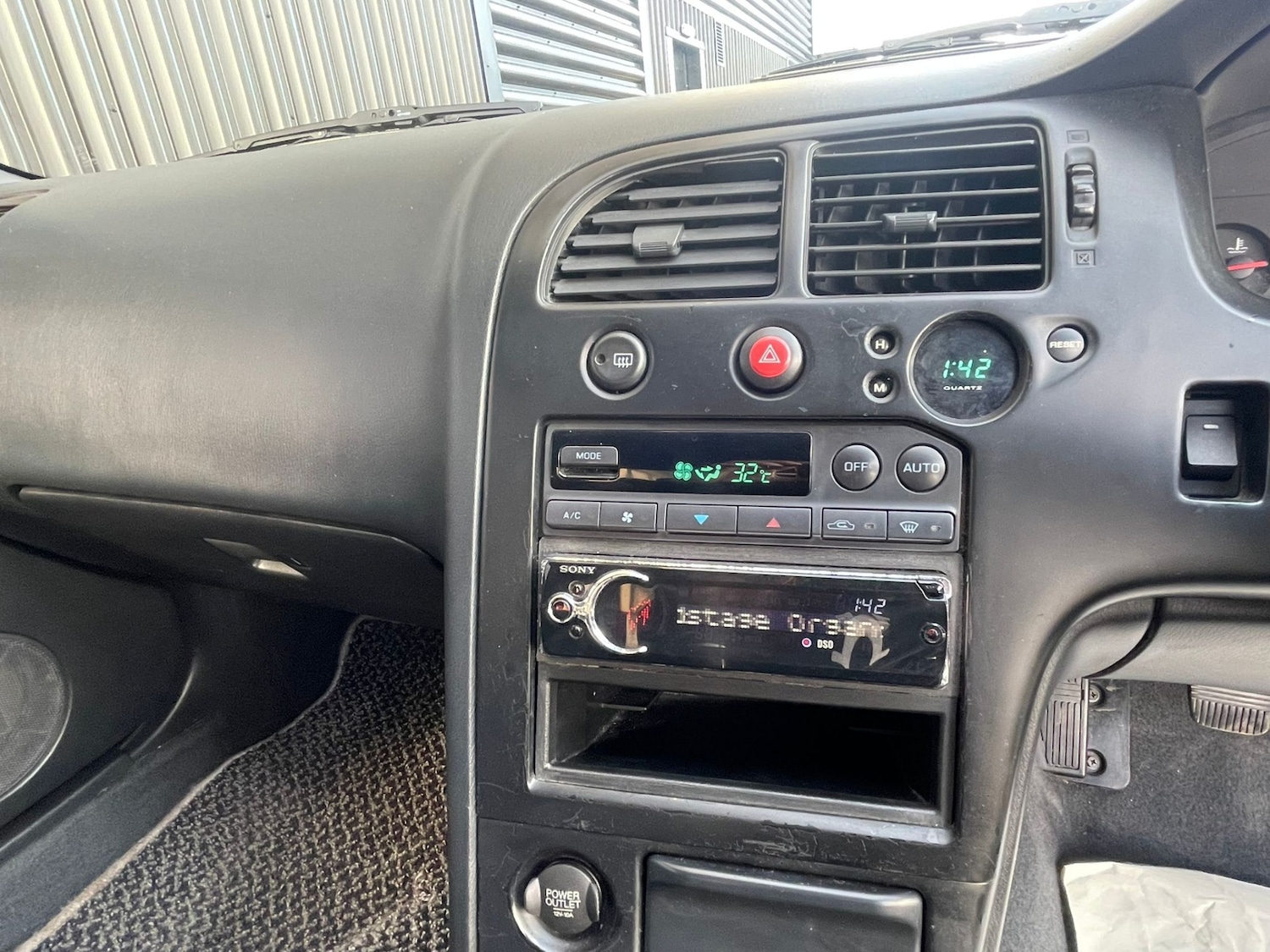 Used Nissan Skyline 1993 for sale - 77235060: Photo 25