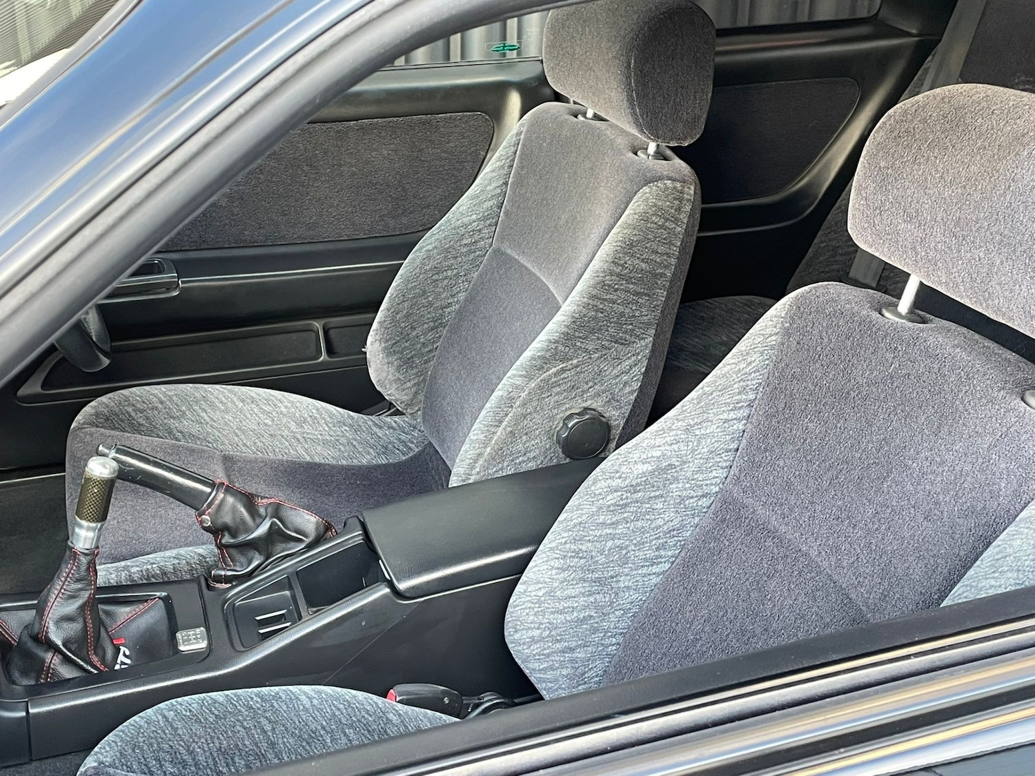 Used Nissan Skyline 1993 for sale - 77235060: Photo 8