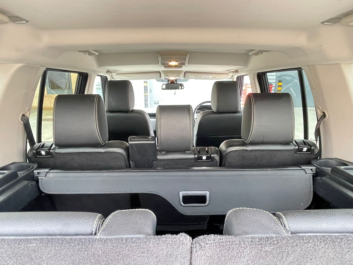 Used Land Rover Discovery 2011 for sale - 77581741: Photo 12