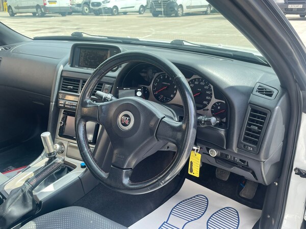 Used Nissan Skyline 1999 for sale - 75239592: Photo 11