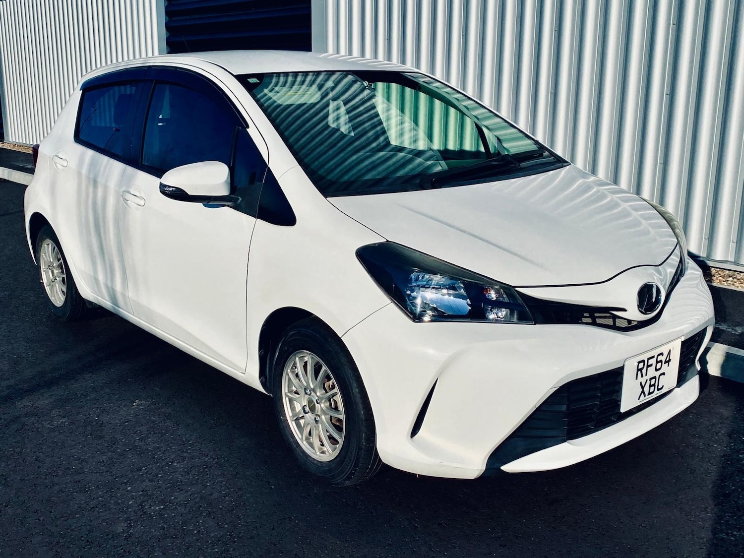 Used Toyota Yaris for sale - 76955330: Photo 5