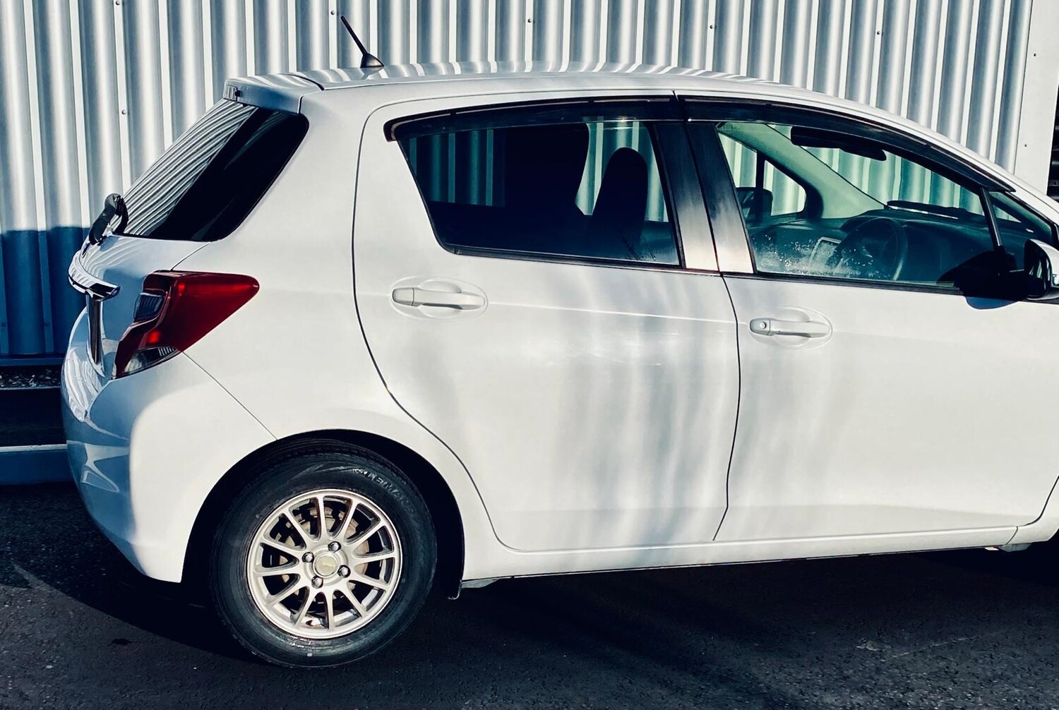 Used Toyota Yaris for sale - 76955330: Photo 9